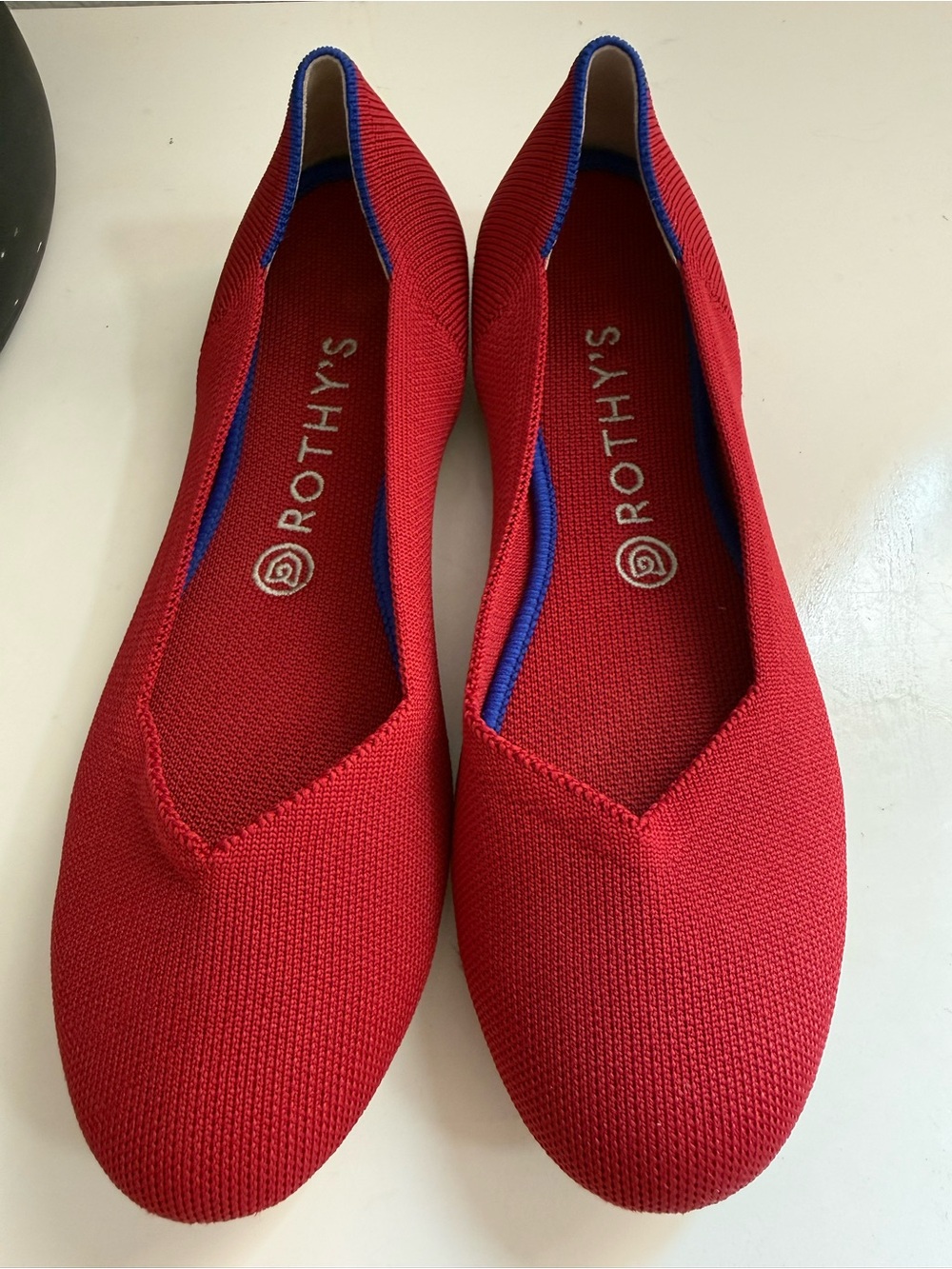 Rothy's Red size 9 Knit Pointed-Toe Flats with Blue Trim